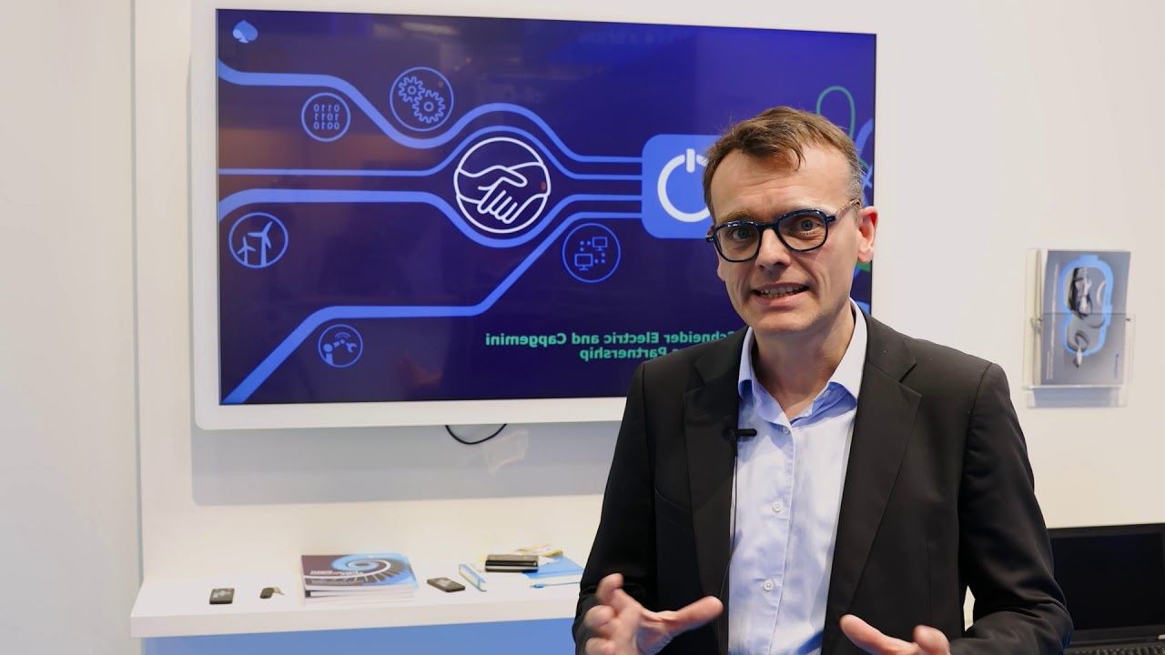 Smart-Factory-with-Schneider-Electric-1