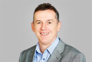 Gary James