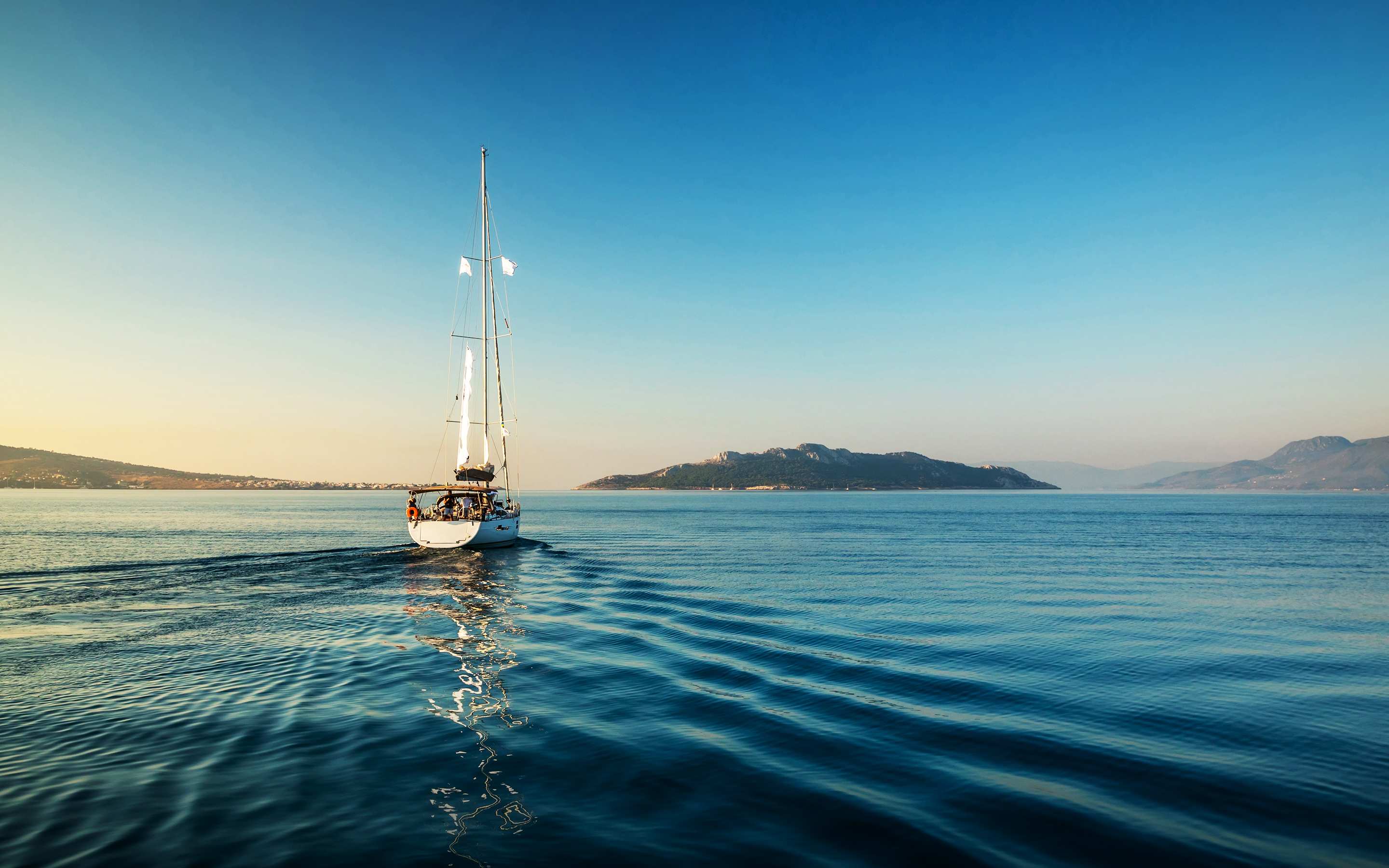 HNWI-loyalty-risks AI strategy