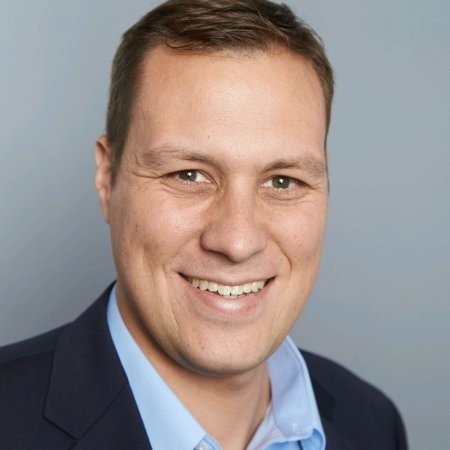 Doug Petroshius Client Success Executive, Intelligent Process Automation, Capgemini’s Business Services